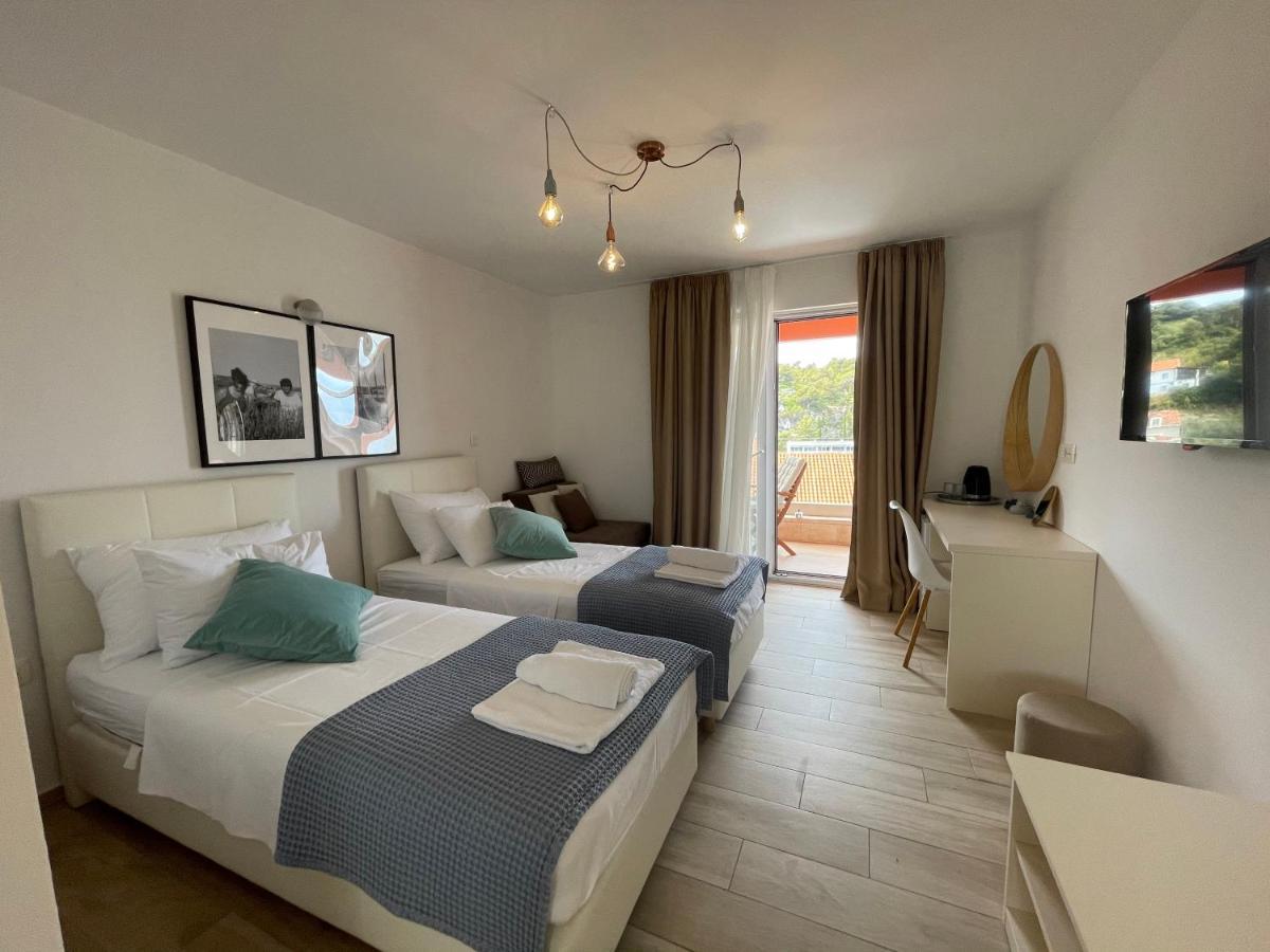 St. Nicholas Rooms 赫瓦尔 外观 照片