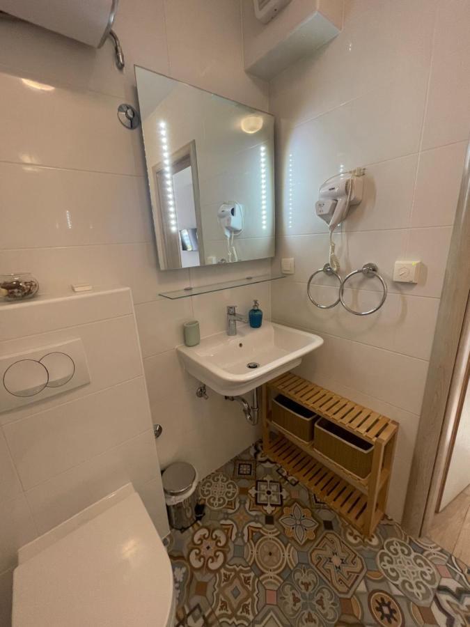 St. Nicholas Rooms 赫瓦尔 外观 照片